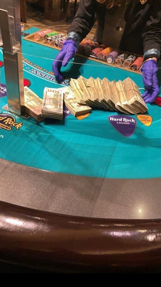 پاکستان کے Blackjack 21 کھلاڑیوں کے لیےجیک پاٹ گیم