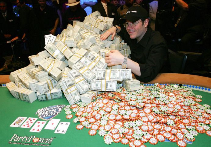 Blackjack 21 آن لائن کیسینو میں اصل گیمز