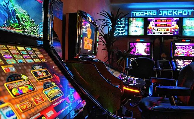 پاکستان میں Blackjack 21 کا آن لائن کیسینو سیکشن کھولیں۔